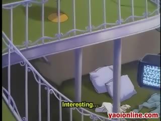 Hentai youngster được bị ràng buộc trong tay và chân trong giường